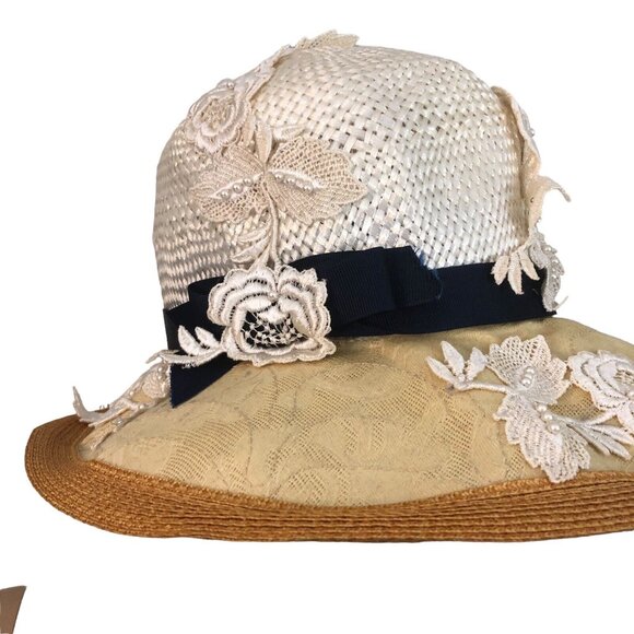 Vintage 1960S/70S Cream Tan Laurel Lace Appliqué Woven Sun Hat - Picture 6 of 10